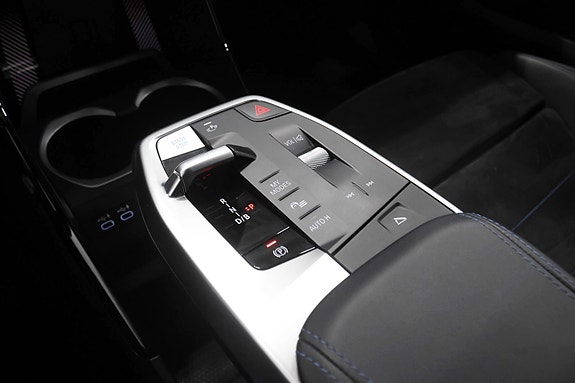 BMW iX2 15 of 29