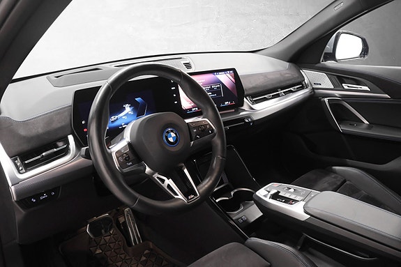 BMW iX2 17 of 29
