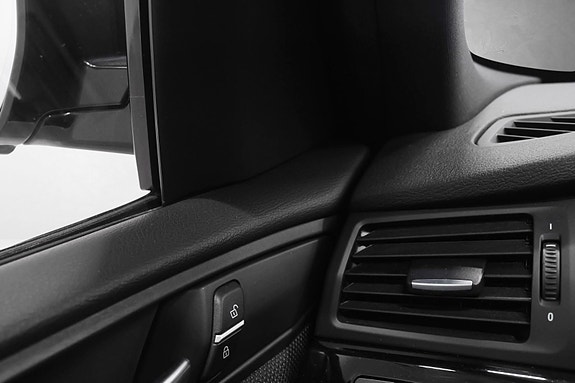 BMW X3 25 of 29