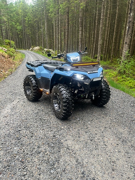 Polaris Sportsman 570 2 of 21