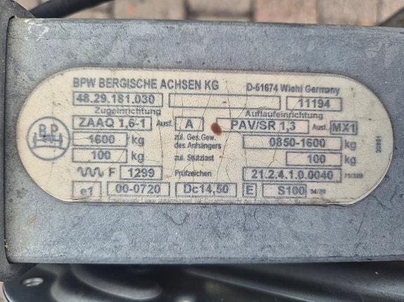Pen 16-fots Fourwinns m/ Evinrude 60 hk og båthenger inkludert 19 of 20