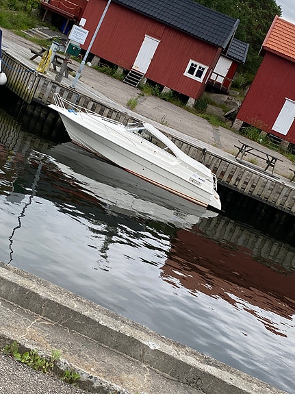 Nor-Dan 610 med Volvo Penta 200 hk og stor båthenger 13 of 15