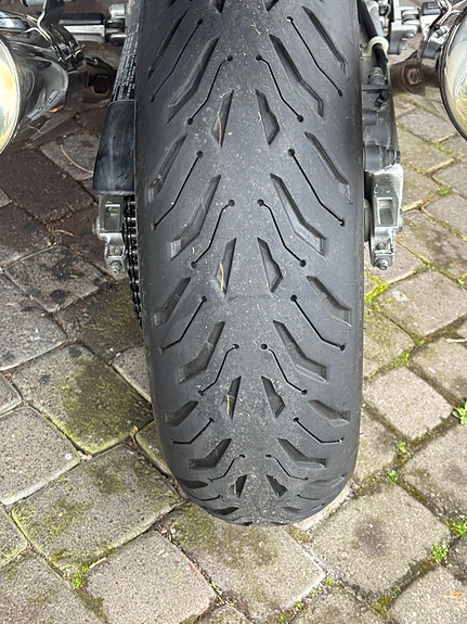 Honda VTR 1000 Firestorm 10 of 12