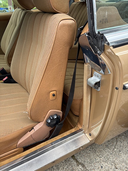 Mercedes-Benz 230 30 of 30