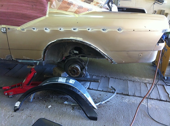 Mercedes-Benz 230 11 of 30