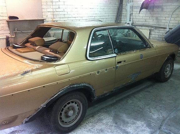 Mercedes-Benz 230 15 of 30