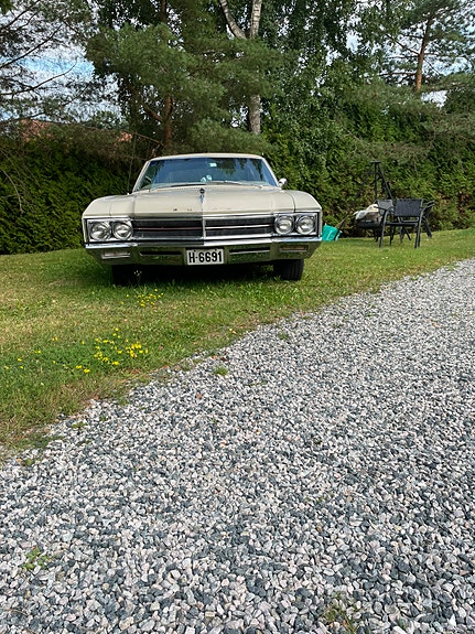 Buick Wildcat 9 of 10
