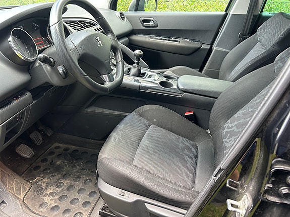 Peugeot 3008 15 of 23