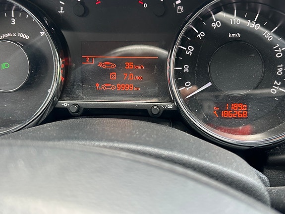 Peugeot 3008 22 of 23