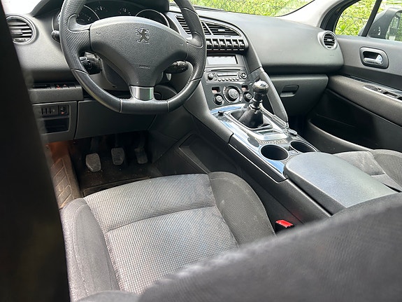 Peugeot 3008 13 of 23