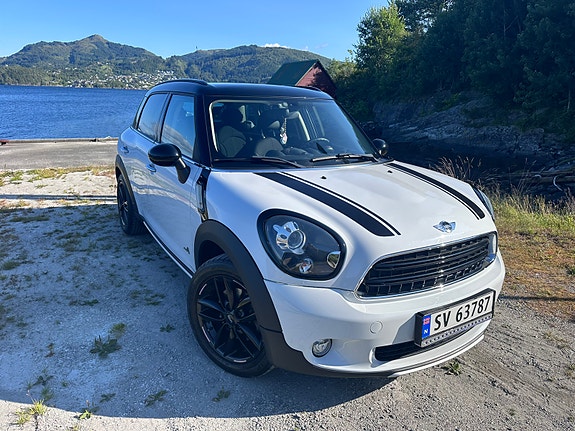 MINI Countryman Cooper D 7 of 24