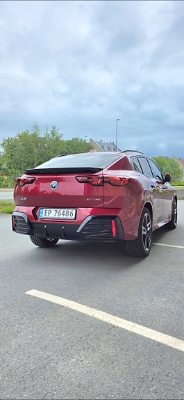 BMW iX2 4 of 19