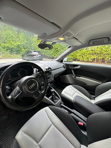 Audi A1 7 of 12