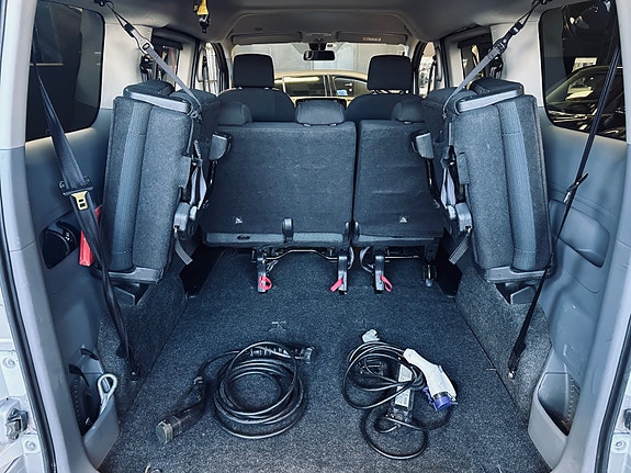 Nissan e-NV200 18 of 30
