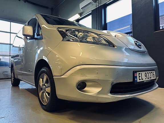 Nissan e-NV200 4 of 30
