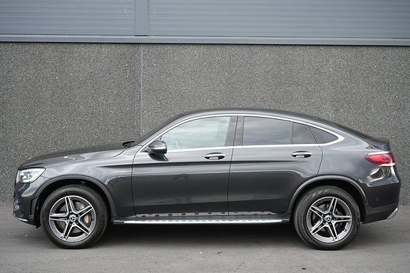 Mercedes-Benz GLC300 e 6 of 30