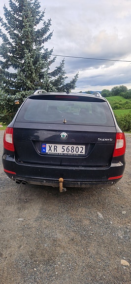 Skoda Superb 3 of 5