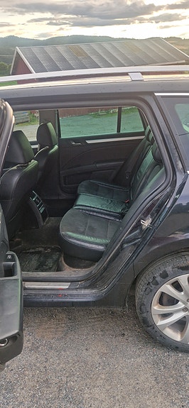 Skoda Superb 4 of 5