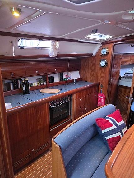 Bavaria 38 AC 12 of 22