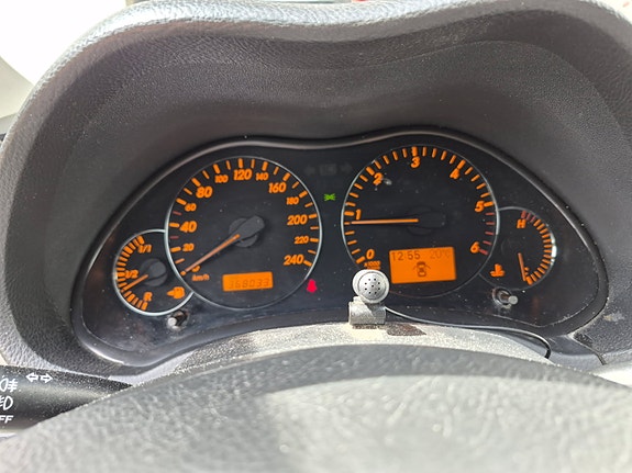 Toyota Avensis 6 of 13