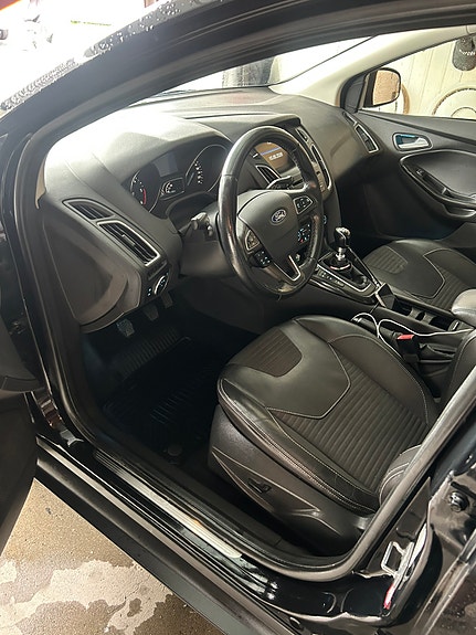 Ford Focus 10 of 10
