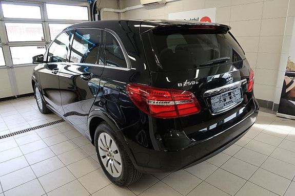 Mercedes-Benz B-Klasse 7 of 30
