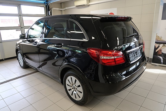 Mercedes-Benz B-Klasse 8 of 30