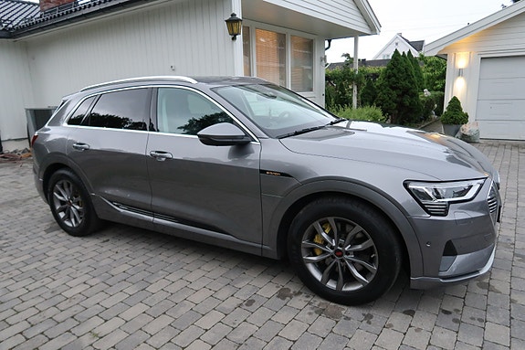Audi e-tron 15 of 30