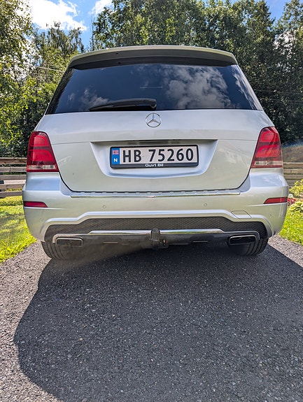 Mercedes-Benz GLK220 5 of 5