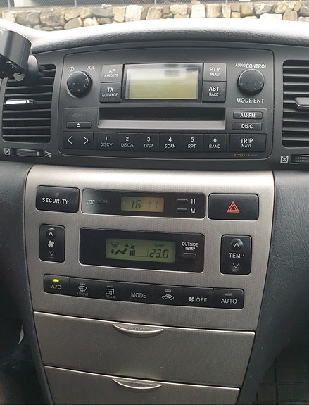 Toyota Corolla 11 of 18