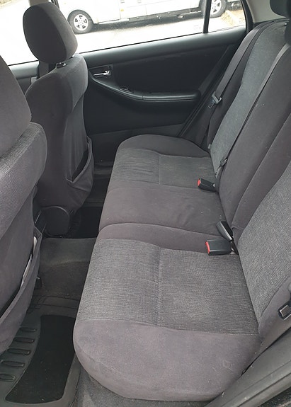 Toyota Corolla 13 of 18