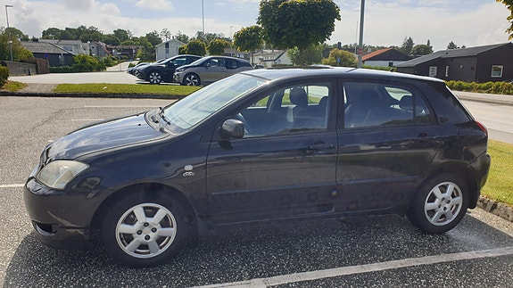 Toyota Corolla 5 of 5