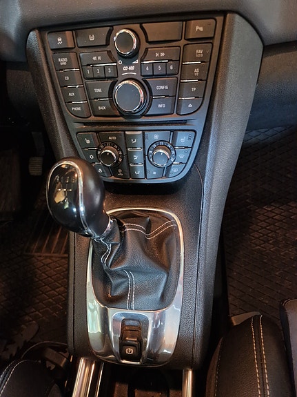 Opel Meriva 12 of 23