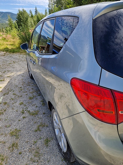 Opel Meriva 5 of 23