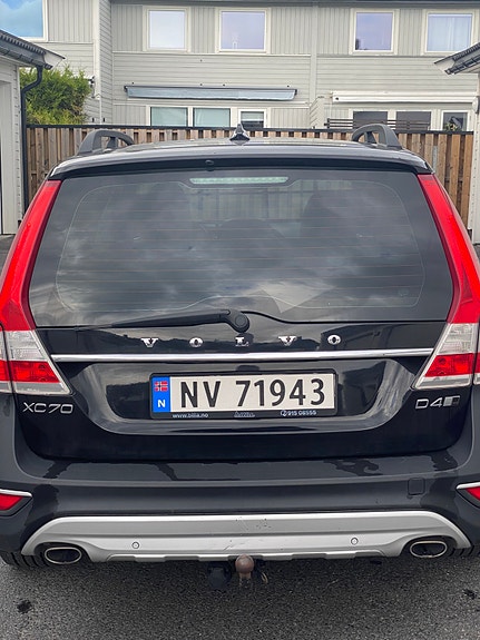 Volvo XC70 11 of 30