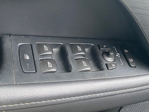 Volvo XC70 21 of 30