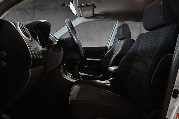 Suzuki Grand Vitara 12 of 17