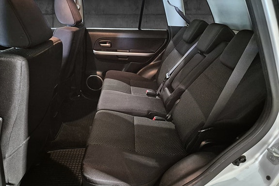 Suzuki Grand Vitara 14 of 17