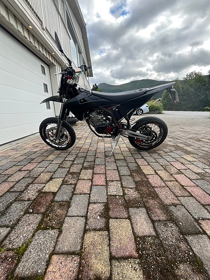 Fantic XMF 125 8 of 10