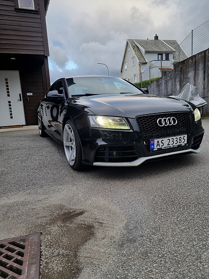 Audi A5 2 of 5
