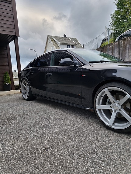 Audi A5 3 of 5