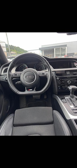 Audi A5 2 of 5
