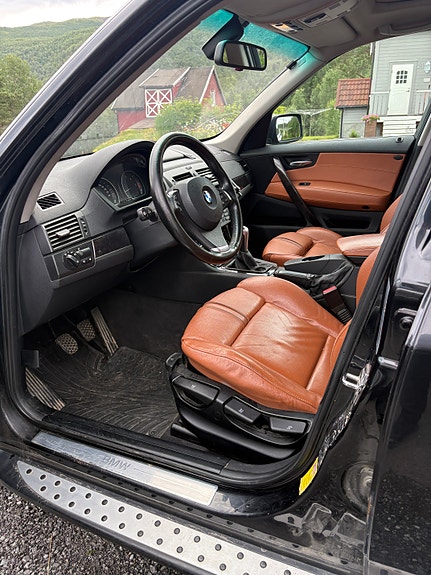 BMW X3 3 of 7