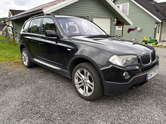 BMW X3 2 of 7