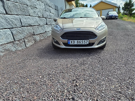 Ford Fiesta 3 of 18