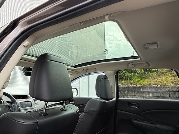 Honda CR-V 23 of 27