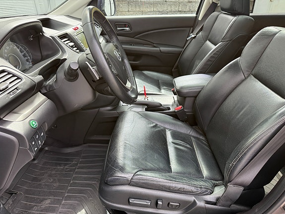 Honda CR-V 6 of 27