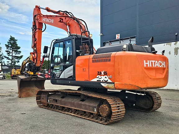 Hitachi ZX210LC-6, 2018 mod, 7262 timer, Rototilt, gripekassett, Ny sertifisering, Ny service. 3 of 5