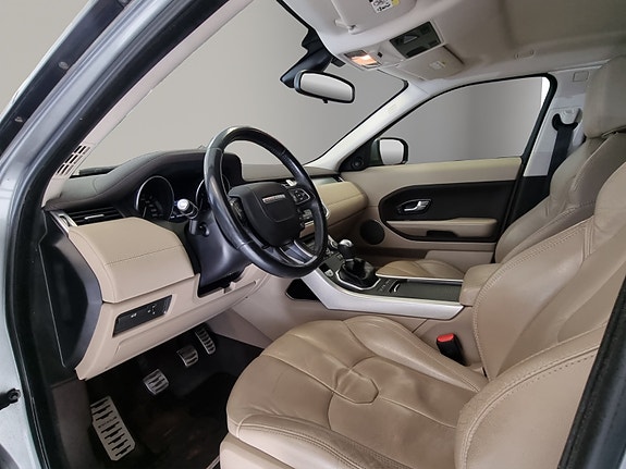 Land Rover Range Rover Evoque 11 of 30