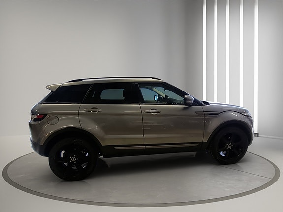 Land Rover Range Rover Evoque 7 of 30